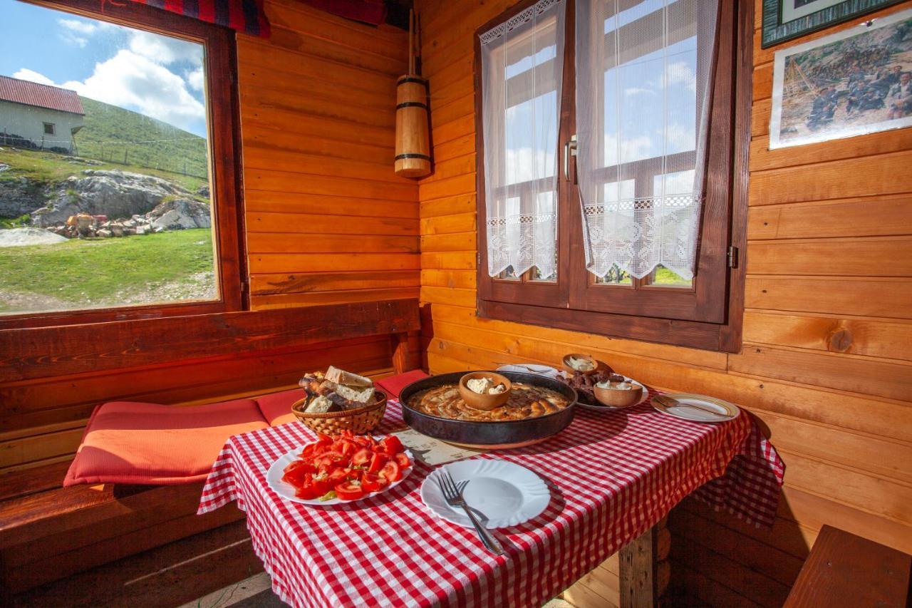 Guesthouse Letnja Basta Gornji Lukomir Exterior foto