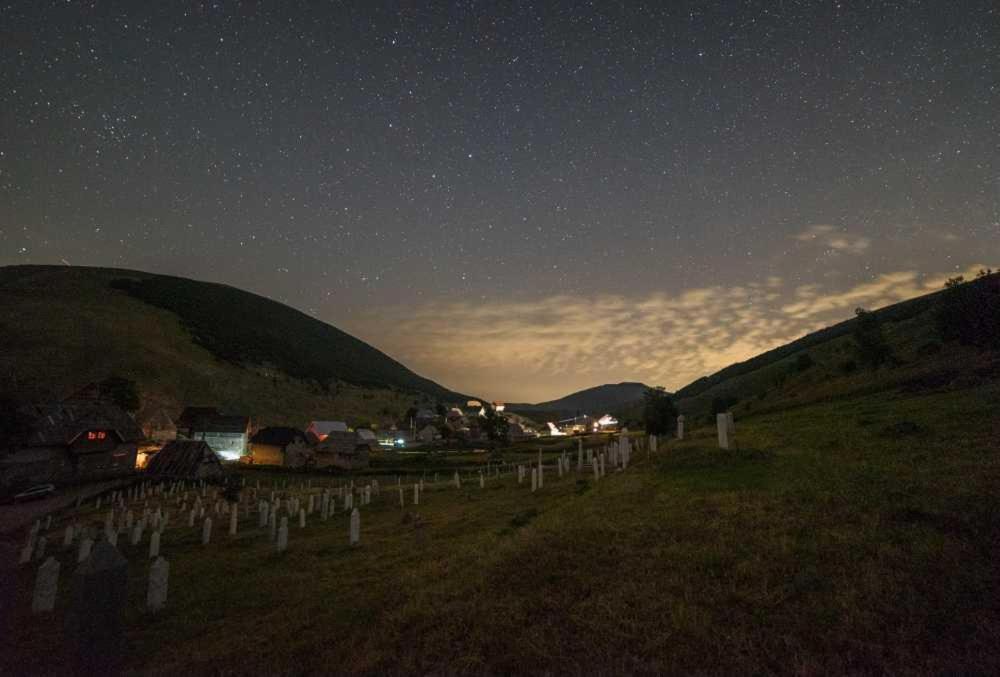 Guesthouse Letnja Basta Gornji Lukomir Exterior foto