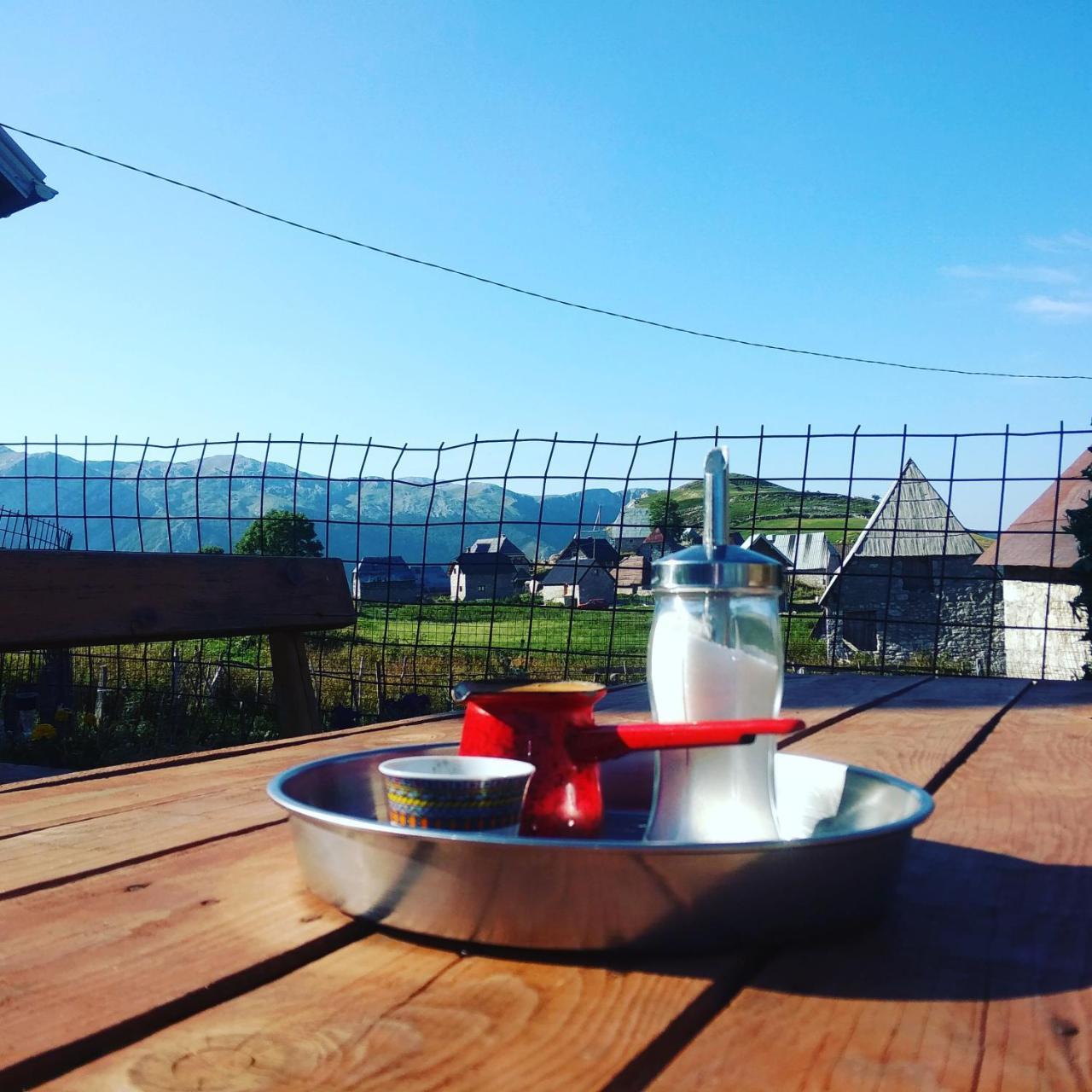 Guesthouse Letnja Basta Gornji Lukomir Exterior foto